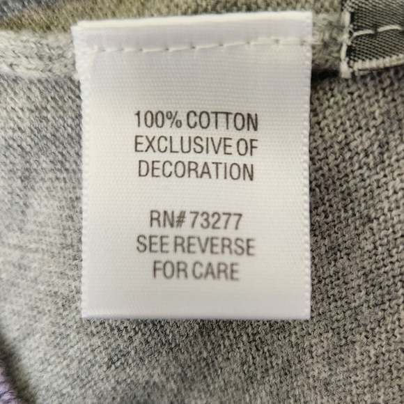 Vera Wang Cardigan - Picture 3 of 3